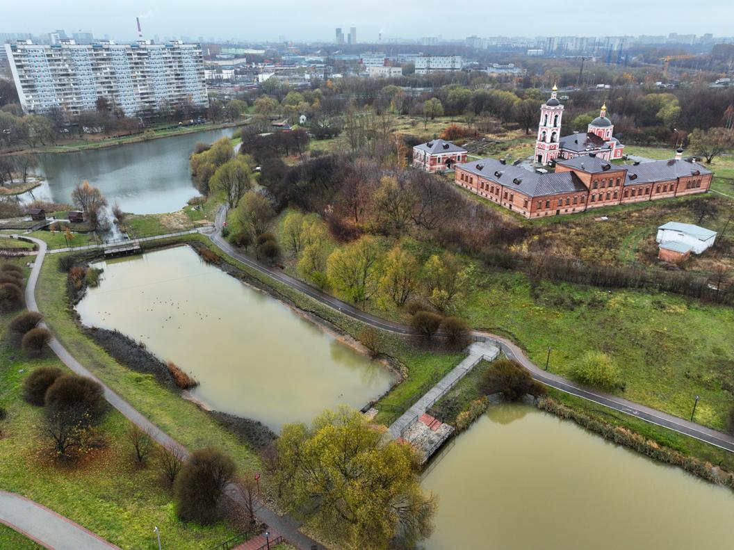 В ЮАО благоустроят пруды Покровского парка