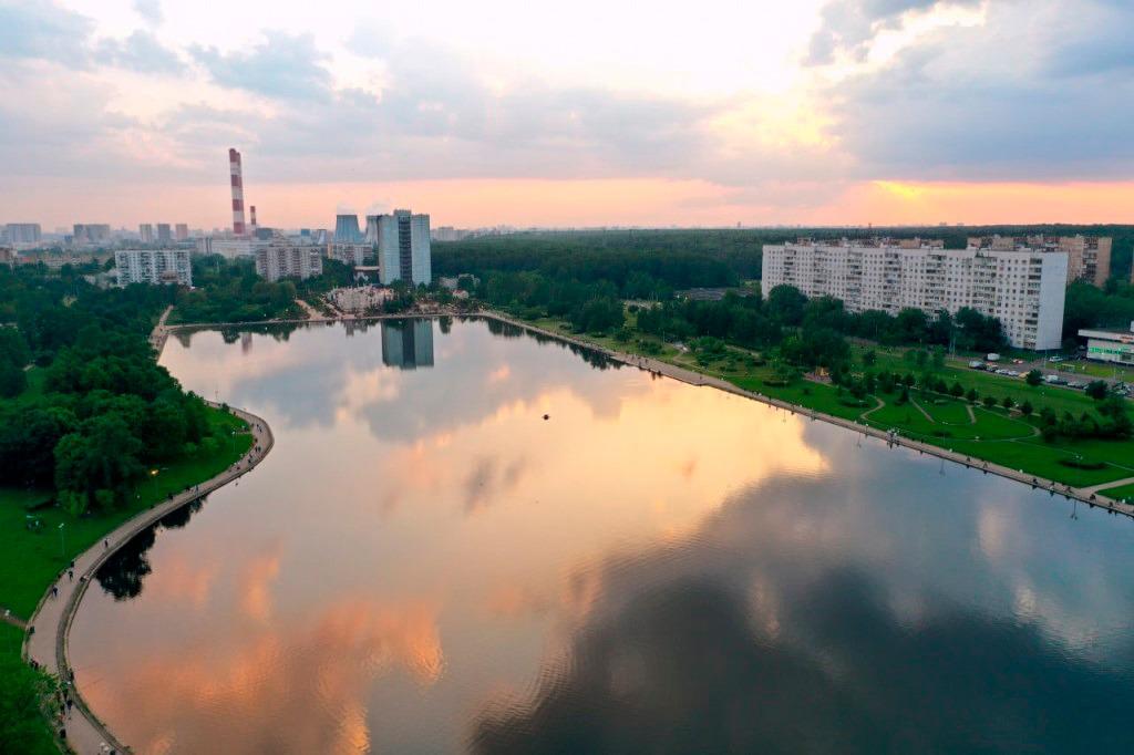 Гольяновский пруд в москве