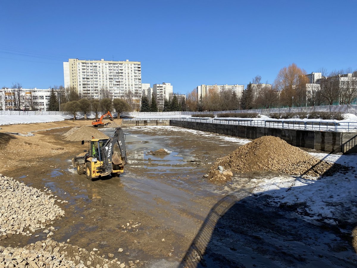 Михайловский пруд в Зеленограде отремонтируют к концу 2022 года