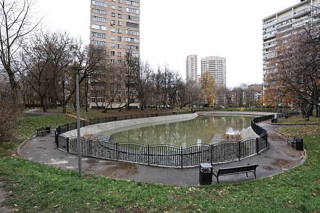 Пруд 15 кв-л Ленинского проспекта