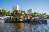 Более 350 тонн мусора собрал коммунальный флот с водной акватории Москвы с начала летней навигации